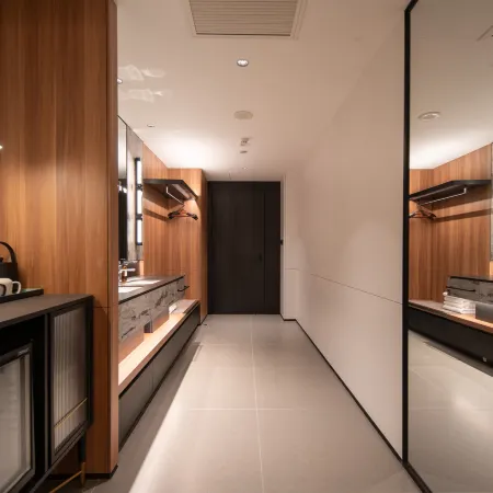 S·RELAX Nice Design Hotel (Bell Tower Subway Station Hui Fang)