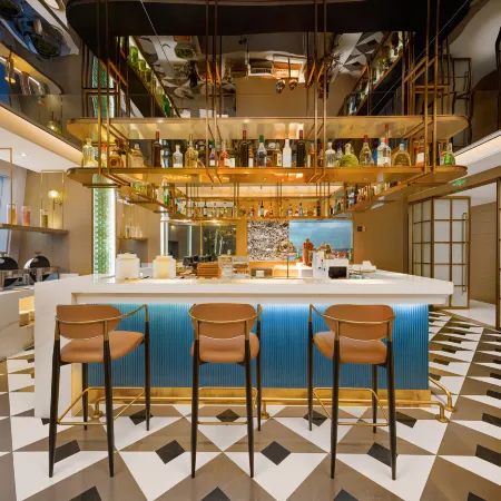 ECHARM PLUS Hotel (Guangzhou Dart International Center Changgang Metro Station) Отели рядом с достопримечательностью «Стадион «Яньцзыган»»