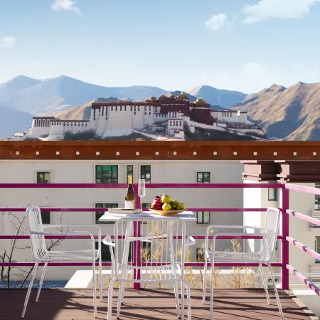 Lhasa Solowandering · Liuyue Homestay (Potala Palace Branch)