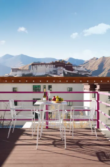 Lhasa Solowandering · Liuyue Homestay (Potala Palace Branch) Hotels in 