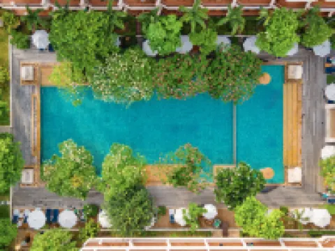 Avalon Beach Resort Pattaya Hotels near Dongtan Beach