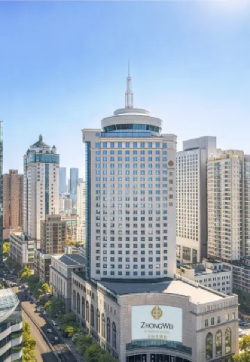 Kunming Zhongwei Tianheng Grand Hotel (Kunming Old Street Nanping Pedestrian Street)