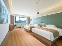 瀾舎·智薈LASHEHOTELホテル 武夷山（武夷学院西門） 武夷山市体育館周辺のホテル