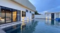 The Luxurious 1256, Forest Flow Villa -  Holiday Villas