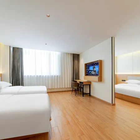 Urba Hotel (Guyuan Zheshang International Home Building Materials City Branch