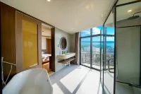 Coastline Holiday Hotel (Weizhou Island) - Mountain view