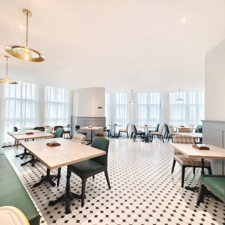 Intercity Select Hotel (Luocheng Chengzhong Mansion Ethnic Culture Square Branch)