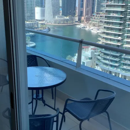 Luxury apartment with amazing marina view