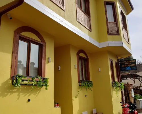The Little Prince Hotel Star Các khách sạn gần Tháp Đồng hồ