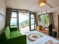 Luxcamp Selo - Merapi View by Horison Hotel di Kabupaten Boyolali