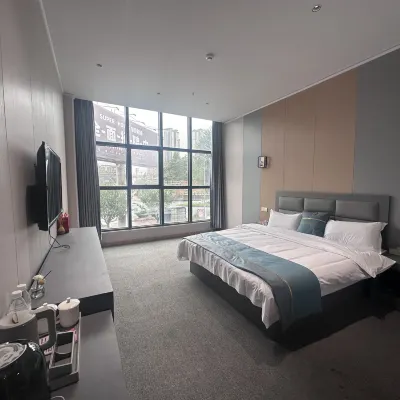 Yashe Business Hotel โรงแรมใกล้ทะเลสาบเทียนเหอ