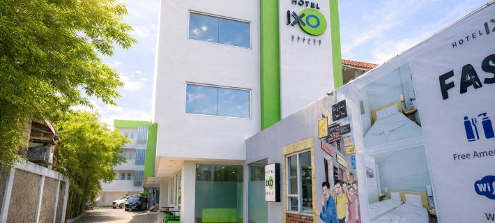 Hotel IXO Bekasi Hotels in South Bekasi