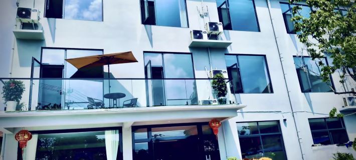 Kuzewen Homestay (Yongquan Resort Area) Hotele w: Tongling