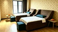 Rezen Huasheng Hotel (Harbin Central Avenue Flood Control Memorial Tower) - spa