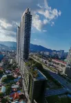 Urban Suites TWO or THREE bedroom by Annesui Cottage