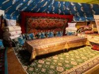 Sayram Lake Nomadic Homestay - 공항 셔틀버스