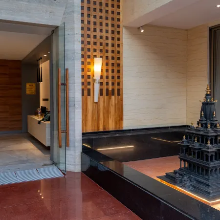 Maya Suites