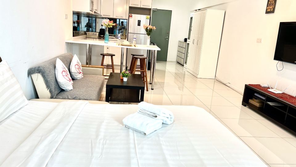 Summer suites victory House