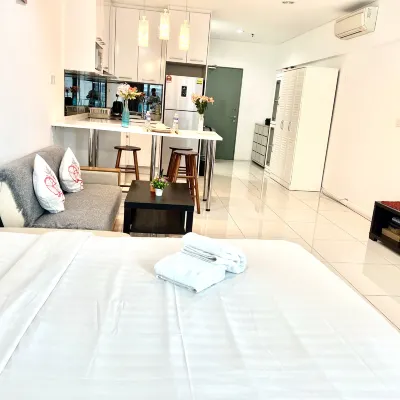 Summer suites victory House Hotels near دانغ وانجي