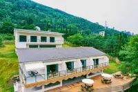 Qinggangshan Yumanting Homestay (Qinggang Scenic Area) - 2-Star