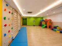 Yiju - R&F Princess Cove, Johor Bahru | Near CIQ | Serviced Apartments | Chinese Language Services - Parking