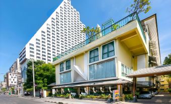 Royal Ivory Sukhumvit Nana