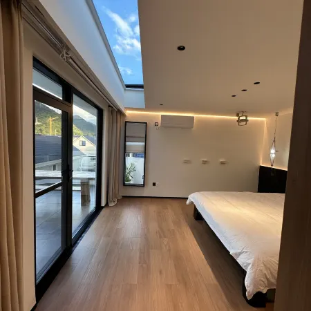 Zixing Zhimai Danggui Homestay (Dongjiang Lake Scenic Area)