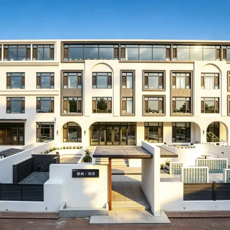 Puyu · Lansu · Private Courtyard · Scenic Apartment