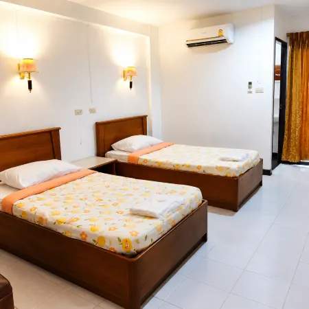 Yindee Court Hotel