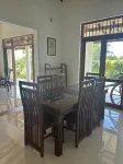 Breez Holiday Home - Wifi