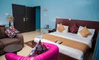 Esporta Suites Ondo - ที่มีที่จอดรถ