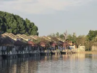 Blue Lake Bay Homestay - Parkplatz