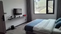 Xiao Zhu Homestay (Jiuhua Mountain Scenic Area) - غرفة مطلة على الجبل