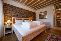 El Vino Hotel & Suites - 4-Star