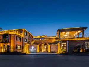 Recluse Datang Hotel