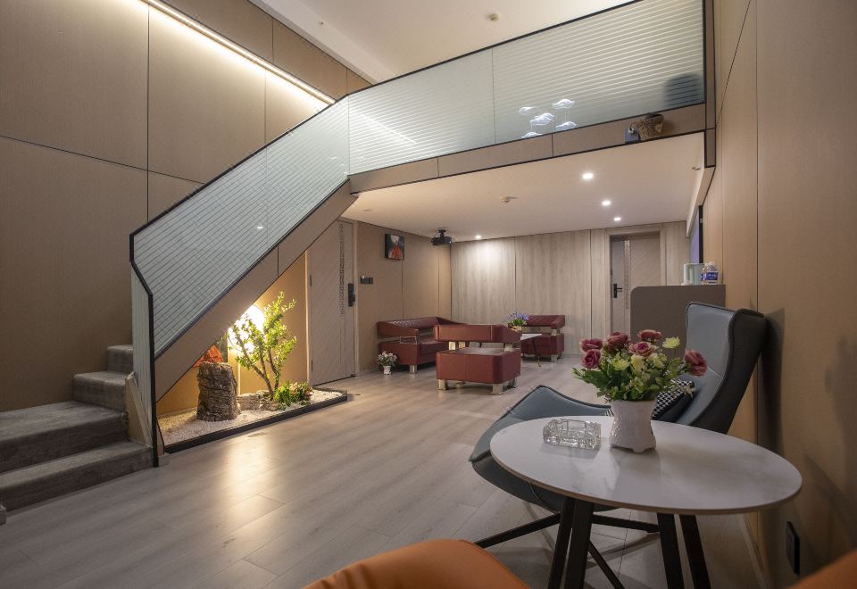 Chunman Boutique Hotel (Erji Road Dadumotian) - Housity