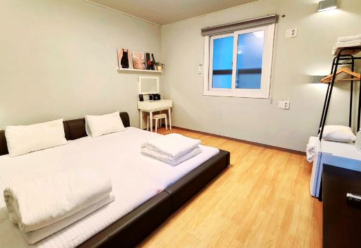 유니크스테이 대표 이미지