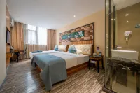 Unitour Hotel (Qinzhou Niannianfeng Plaza) - 2-Star