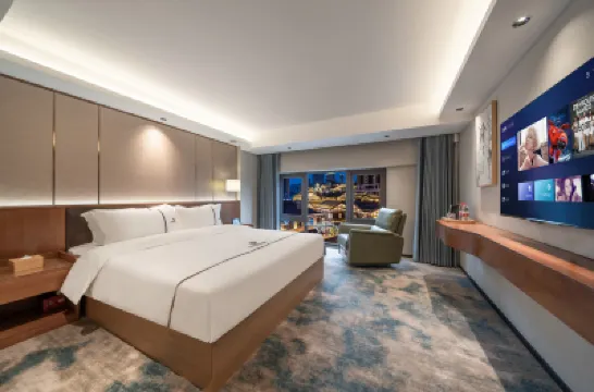 重慶歡朋商務酒店（長嘉滙彈子石老街店） 鄰近長嘉滙彈子石老街的酒店