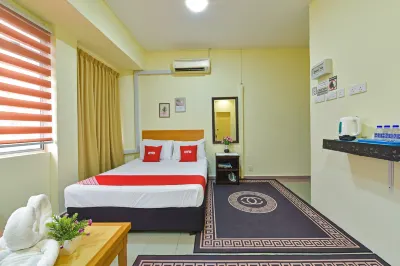 Dimensi Hotel Pengkalan Balak Beach (Pantai Pengkalan Balak) 주변 호텔