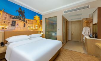 Vienna Hotel (Heze Cao County Wutaishan Road)