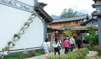 鶴慶銀緣民宿 - 早餐