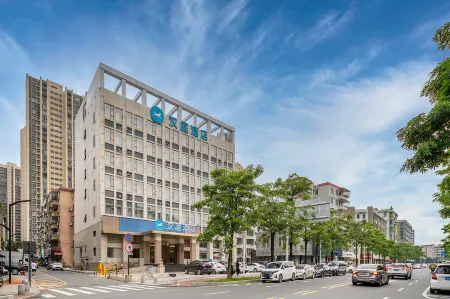 HanTing Hotel (Zhuhai Jinwan Huafa Business Center) Отели рядом с достопримечательностью «Guangdong Institute of Science and Technology»