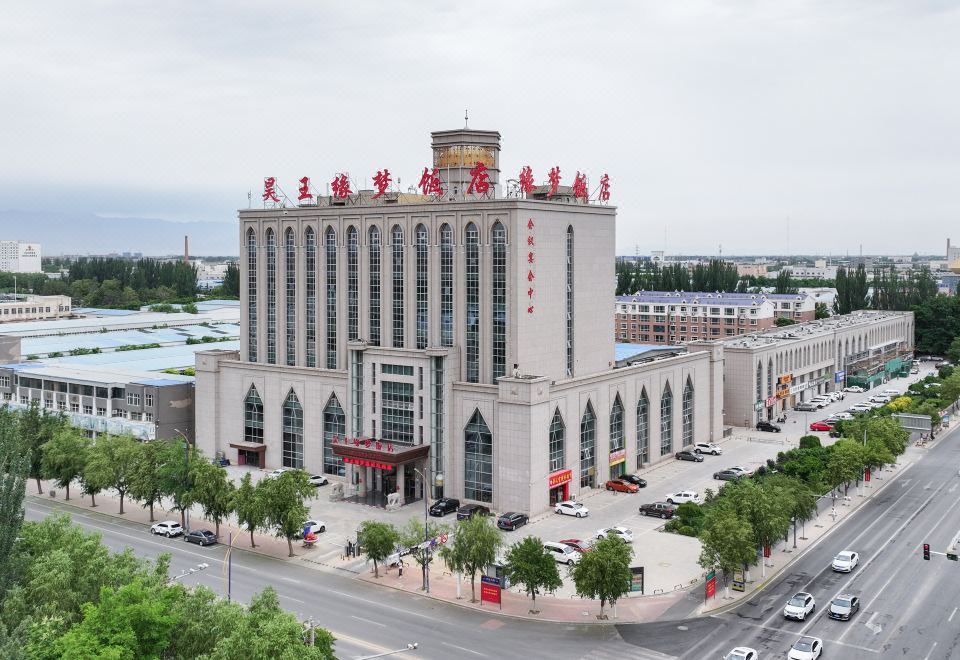 hotel overview picture