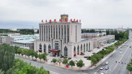 Yuanwang Yuanmeng Hotel (Yinchuan Desheng Industrial Park)