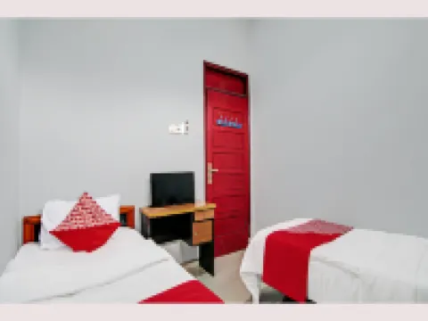 Hotel O Wisma Cendana Syariah Near Pasar Flamboyan Hotels in Kampar Regency