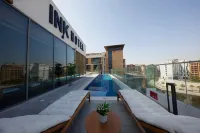 Ink Hotel - Kolam Infiniti
