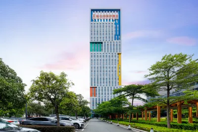Vienna International Hotel（ Shenzhen Qianhai Mawan Branch） Hotel in zona No.1 Ferry Gate of Mawangang