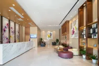 La Fontaine Hotel (Yichun Wanzai Ancient City Branch) - 3-Star