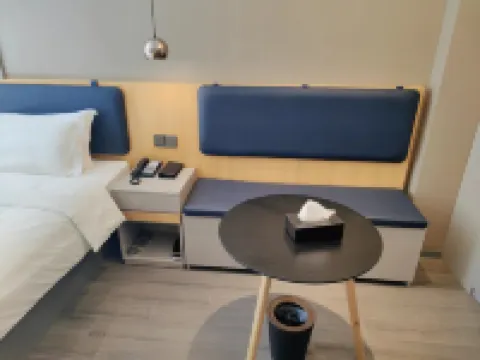 如家商旅飯店（天津大港迎賓街店） 世紀廣場（迎賓街）附近的飯店